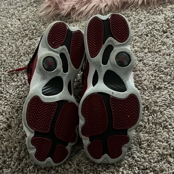 Jordan’s - Picture 4 of 6